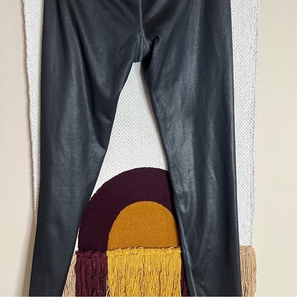 Athleta Elation Ultra High Rise Shimmer Tight size xsmall - Picture 8 of 8